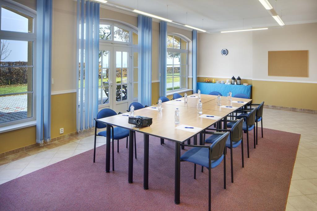 Hotel Kolonie Krivoklat Exterior photo